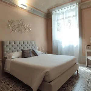 Lo Strullo , Pisa Italia